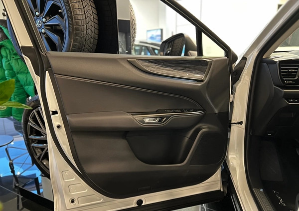 Lexus NX cena 229668 przebieg: 1, rok produkcji 2024 z Krynki małe 172